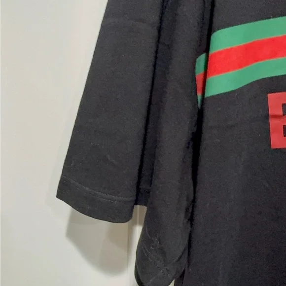 Gucci Boutique Print Cotton T-shirt - Picture 7 of 16